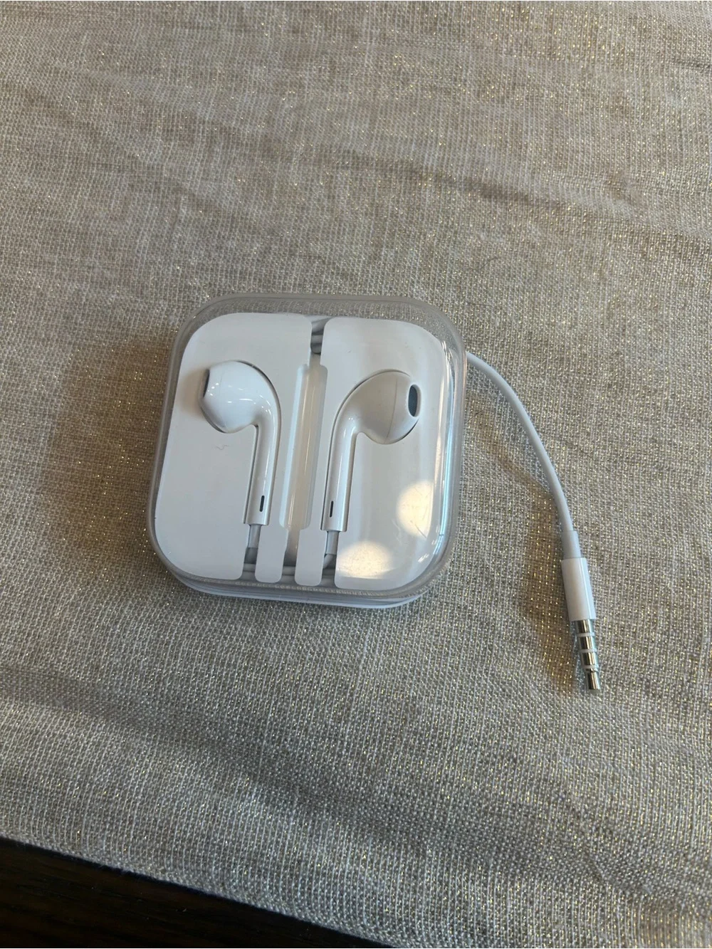 Apple EarPods with the 3.5 mm headphone jack
